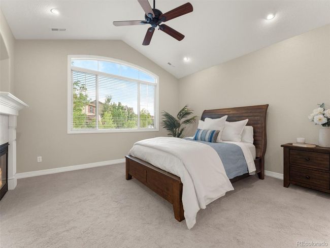 10103 Bluffmont Ln, Townhouse with 2 bedrooms, 3 bathrooms and null parking in Lone Tree CO | Image 17