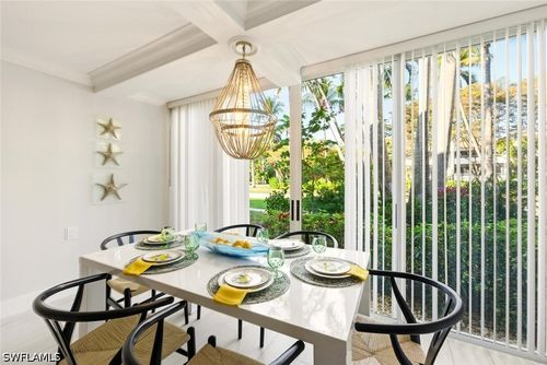 103-900 8th Ave S, NAPLES, FL, 34102-6950 | Card Image