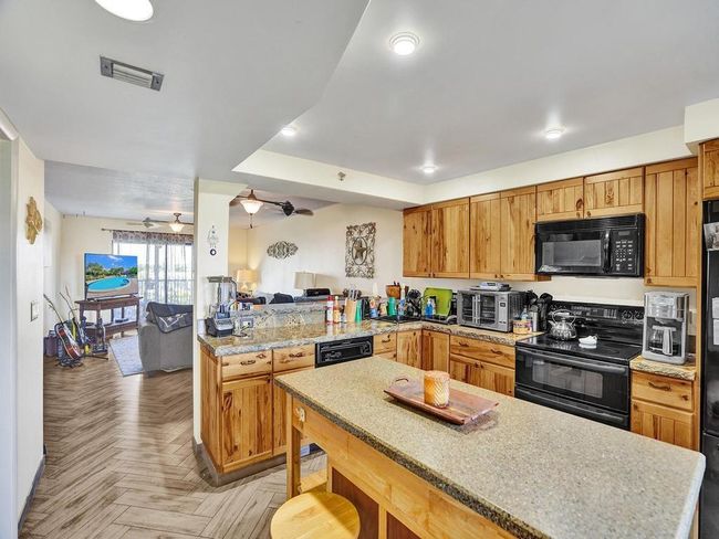 APT-601 - 2200 S Cypress Bend Dr, Condo with 2 bedrooms, 2 bathrooms and null parking in Pompano Beach FL | Image 40