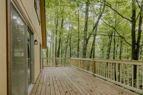 21 Big Bend Loop, Wilmington, VT, 05363-8829 | Card Image