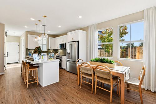 6401 Ventris Walk, Sacramento, CA, 95823-7434 | Card Image