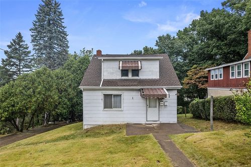 3708 Grant St, Castle Shannon, PA, 15234-2323 | Card Image