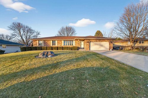 5758 Modernaire Street, FITCHBURG, WI, 53711 | Card Image