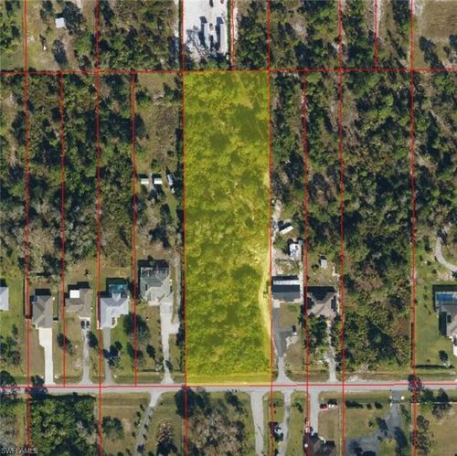 2425 35th Ave Ne, Naples, FL, 34120-1877 | Card Image