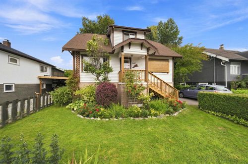 247 Wood St, New Westminster, BC, V3M5K5 | Card Image