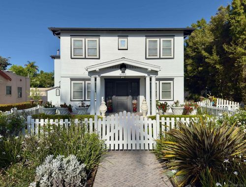 4682 Vista St, San Diego, CA, 92116-4847 | Card Image