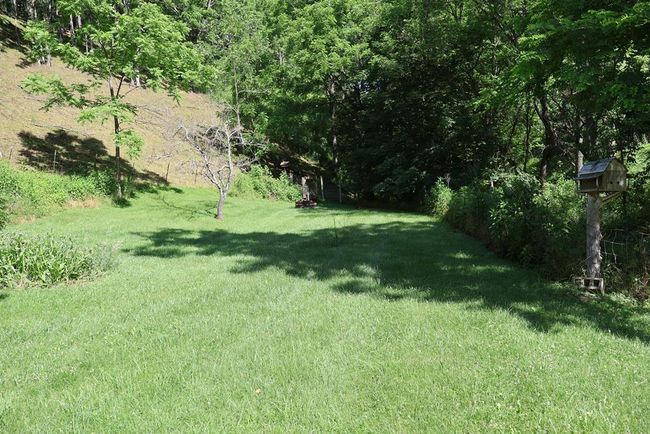 5043 Stones Chapel Rd, House other with 3 bedrooms, 3 bathrooms and 4 parking in Elk Creek VA | Image 37