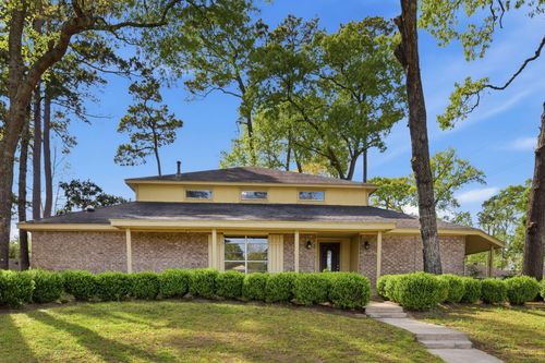 9052 Zapata Way, Willis, TX, 77378-4886 | Card Image