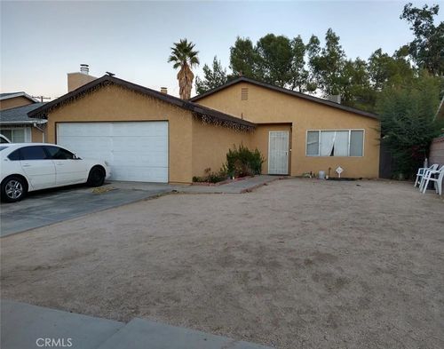 44436 Watford, Lancaster, CA, 93535 | Card Image