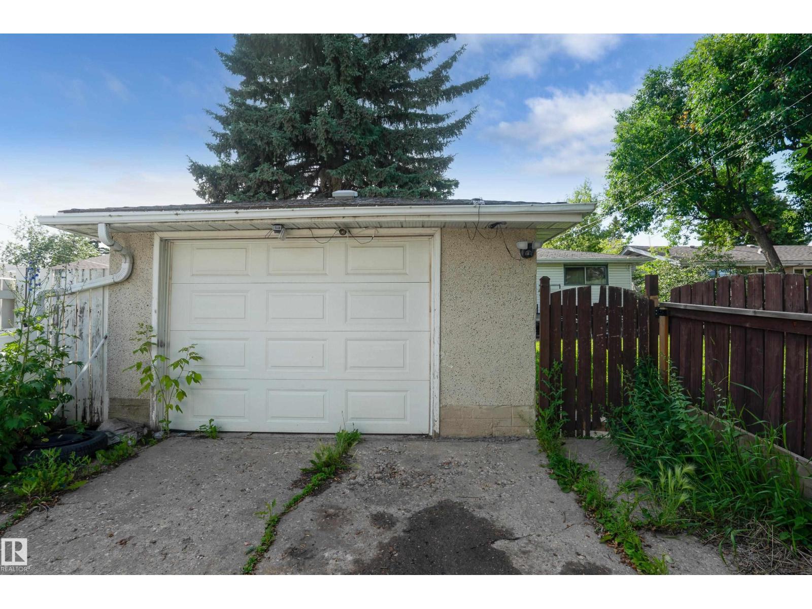 Residential in Edmonton 4