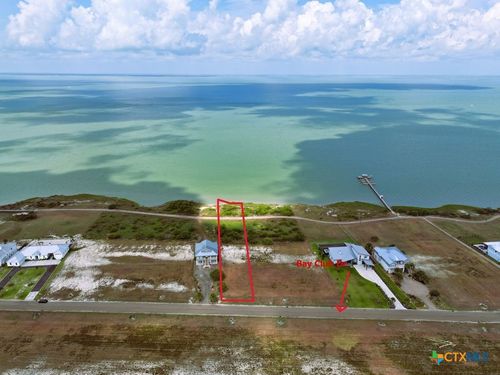 25 Bay Club Dr, Seadrift, TX, 77983-5043 | Card Image