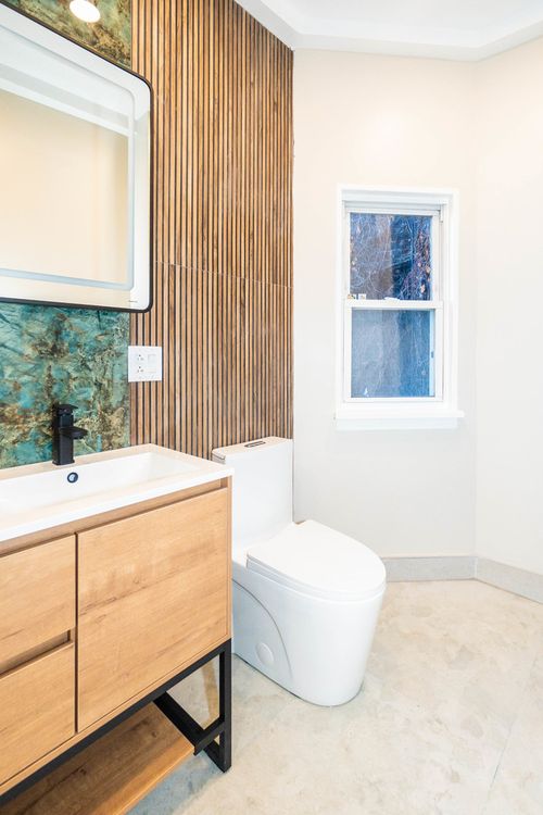 apt-2a-1032 W Dakin St, Chicago, IL, 60613-0176 | Card Image