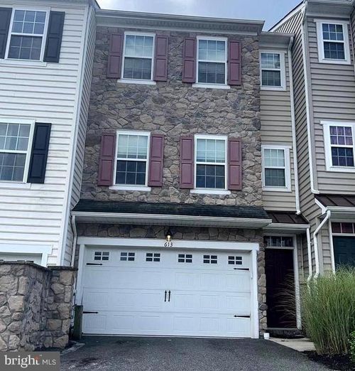 613 Jacobsen Cir, NEWARK, DE, 19702-1644 | Card Image