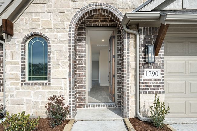 1290 Emily Dr, House other with 4 bedrooms, 3 bathrooms and null parking in Trenton TX | Image 4