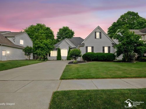 3498 Quail Hollow Dr, Lambertville, MI, 48144-8612 | Card Image