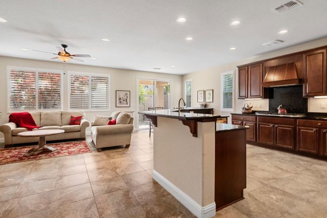 2476 Chimney Point Ln, House other with 2 bedrooms, 2 bathrooms and null parking in Manteca CA | Image 11