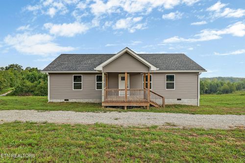 1081 Old Sunbright Rd, Jamestown, TN, 38556-5235 | Card Image