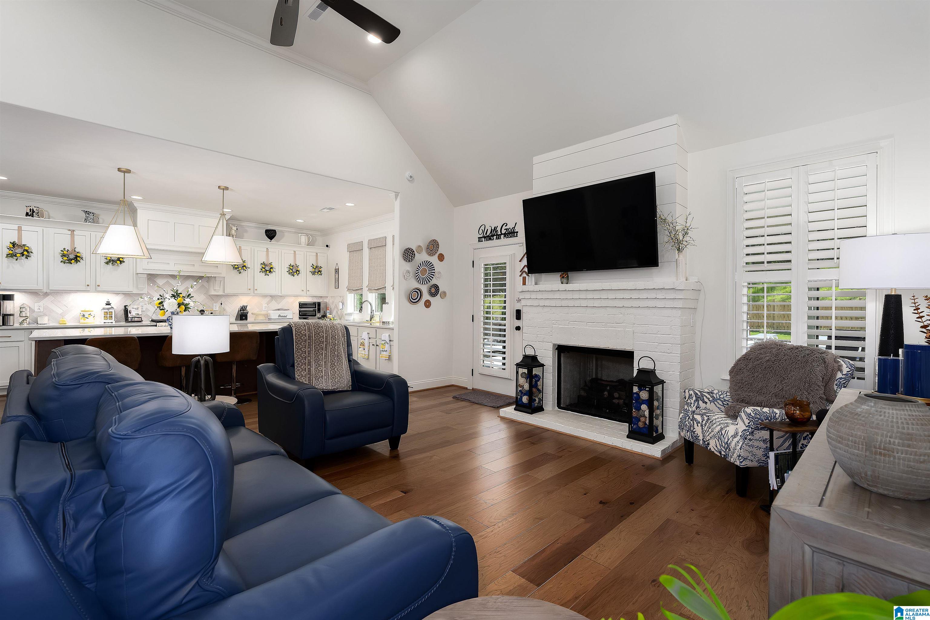Residential in PELHAM 2