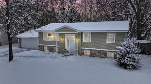 1939 Lakeaires Boulevard, White Bear Lake, MN, 55110 | Card Image