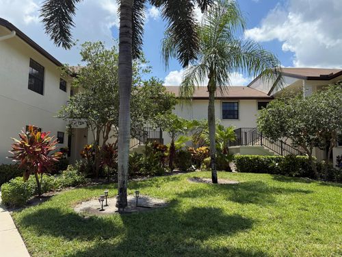 3236 Jog Park Dr, Greenacres, FL, 33467-2014 | Card Image