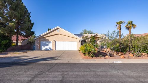3675 Alpine Dr, Santa Clara, UT, 84765-5217 | Card Image
