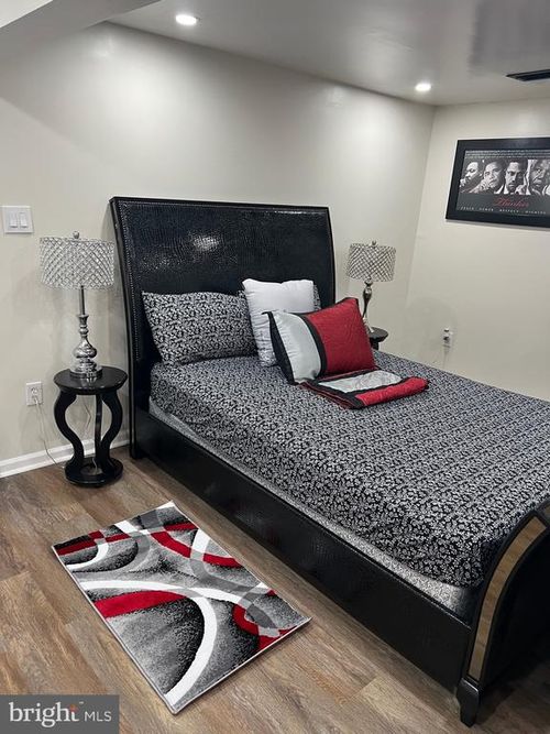 2021 Chadwick Ter, TEMPLE HILLS, MD, 20748-4210 | Card Image