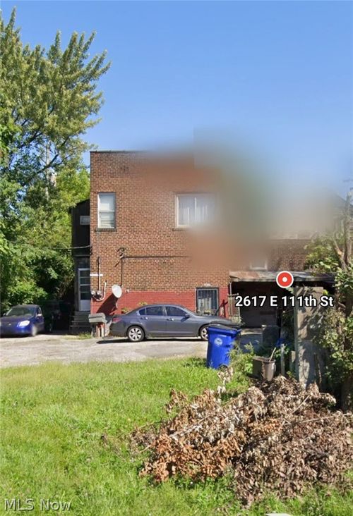 2617 E 111th St, Cleveland, OH, 44104-2656 | Card Image