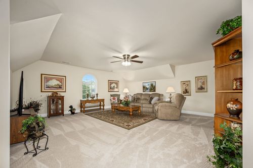 266 Meandering Dr, Lebanon, TN, 37090-1556 | Card Image