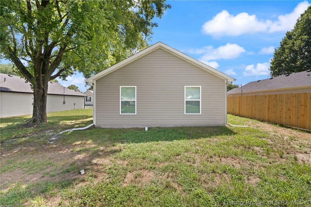 Residential in Scottsburg 3