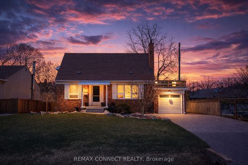 961 Ribston Road, Mississauga, ON, L4Y1B5 | Card Image