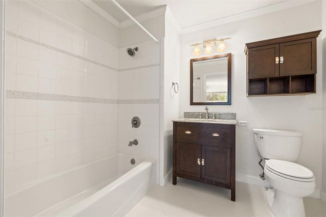 Guest Bath | Image 23