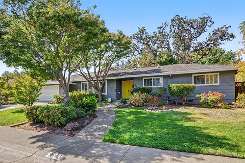 3840 Maudray Way, Carmichael, CA, 95608-2132 | Card Image
