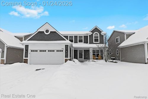 924 Riverstone Ct, Milford, MI, 48381-2087 | Card Image