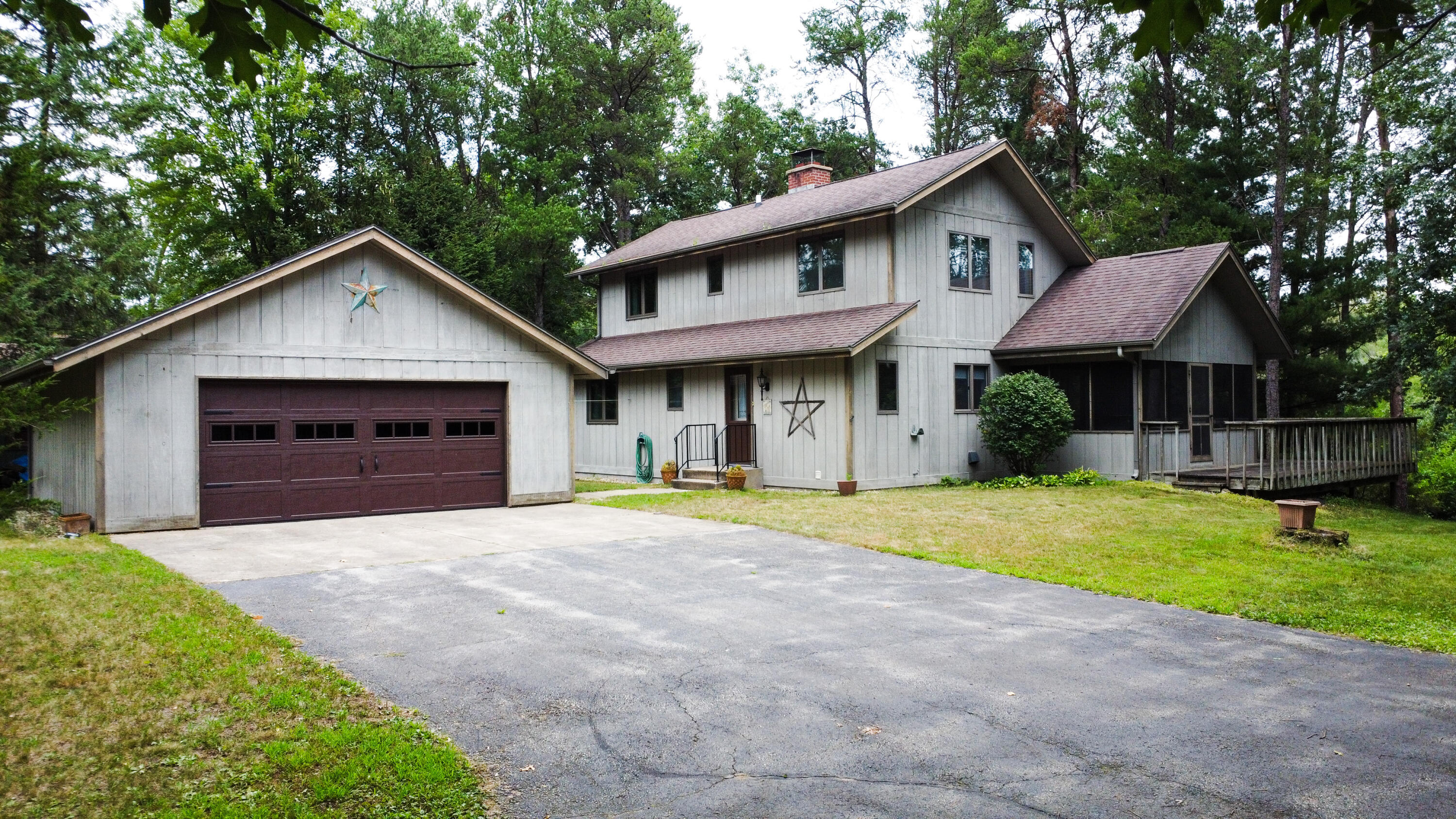 Lake View Cir, Brodhead, WI 53520