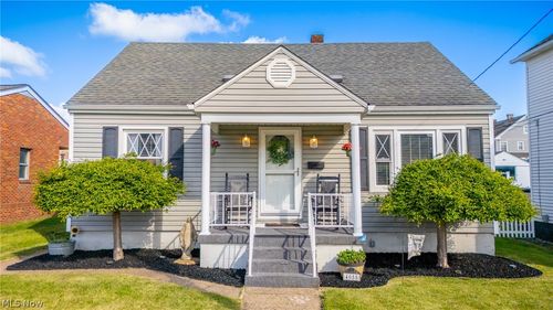 4055 Highland Ave, Shadyside, OH, 43947-1224 | Card Image