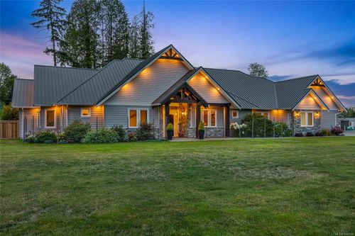 8757/8761 Oyster River Way, Black Creek, BC, V9J1K5 | Card Image