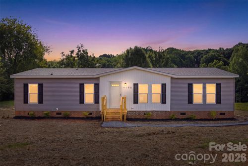 6086 Windover Creek Ln, Claremont, NC, 28610-8046 | Card Image