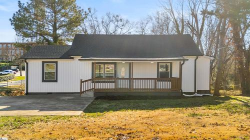 320 Carney St, Spartanburg, SC, 29303 | Card Image