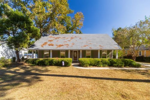 2303 S Sherwood Dr, Valdosta, GA, 31602-2269 | Card Image