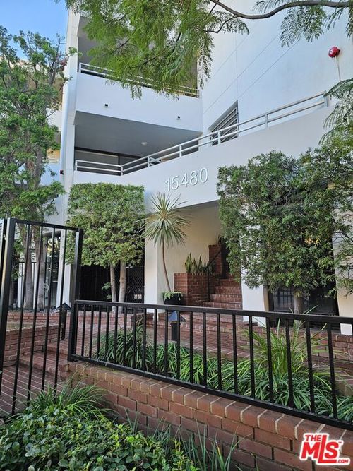 apt-103a-15480 Antioch St, Pacific Palisades, CA, 90272-4303 | Card Image