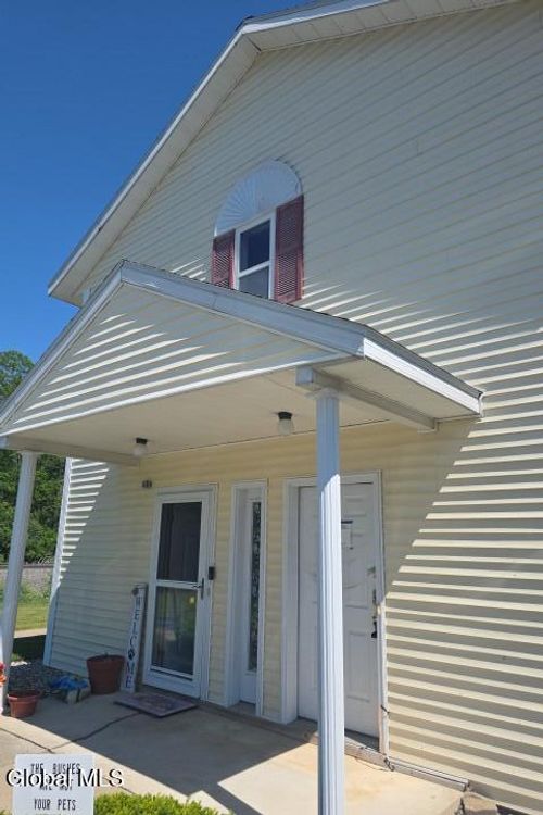2-1102 Cambridge Manor Dr, Scotia, NY, 12302-2457 | Card Image