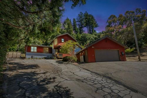 17900 China Grade Rd, Boulder Creek, CA, 95006-9199 | Card Image