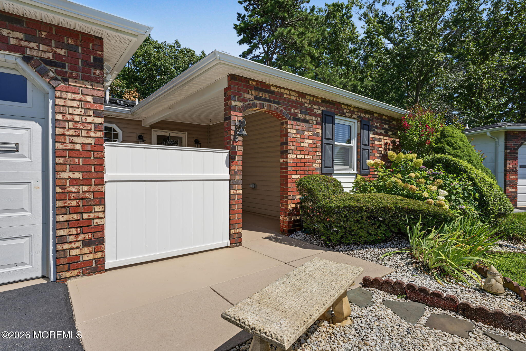 Residential Lease in Brick 3