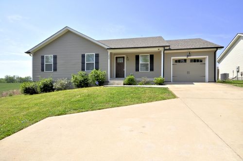 1025 Hugh Hunter Rd, Oak Grove, KY, 42262-9136 | Card Image