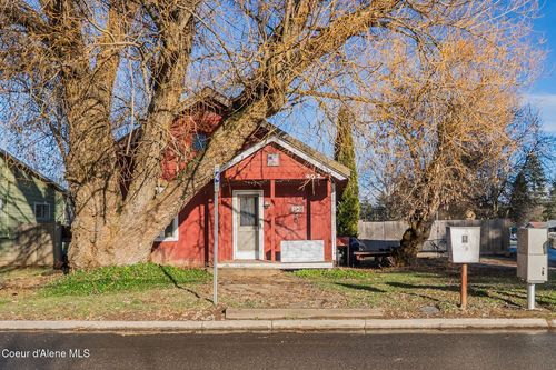 902 N Ella Ave, Sandpoint, ID, 83864-1971 | Card Image