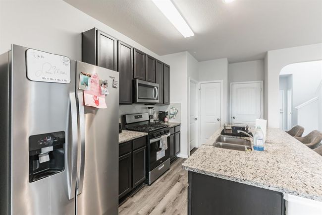 Kitchen Area | Image 5