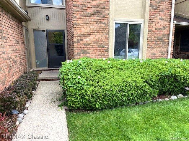 Tennyson , Rochester Hills, MI 48307