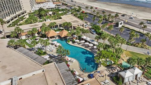 153637-5220 Seawall Blvd, Galveston, TX, 77551-4016 | Card Image
