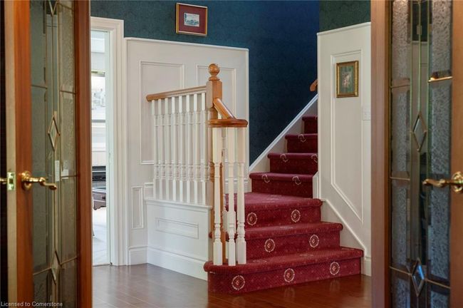 402 Progreston Rd, House other with 2 bedrooms, 4 bathrooms and 14 parking in Carlisle ON | Image 23