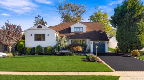 1954 Brook Park Dr, Merrick, NY, 11566-4606 | Card Image
